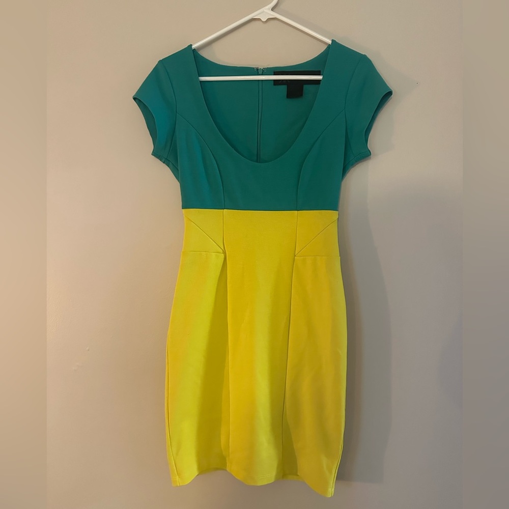 Kardashian XS neon bodycon dress